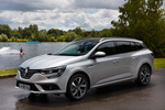 Renault M&eacute;gane dCi 130 ZEN Turismo familiar Gris Platino Exterior Frontal-Lateral 5 puertas