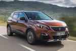 Peugeot 3008 Gama 3008 Allure Todo terreno Metallic Copper Exterior Lateral-Frontal 5 puertas
