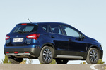Suzuki S-Cross 1.6 DDiS 4WD GLX Todo terreno Azul Esfera Exterior Posterior-Lateral 5 puertas