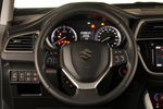 Suzuki S-Cross 1.6 DDiS 4WD GLX Todo terreno Interior Volante 5 puertas