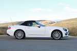 Fiat 124 Spider 1.4 103 kW (140 CV) Lusso Descapotable Bianco Gelato Exterior Lateral 2 puertas