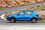 Dacia Sandero Sandero Stepway Stepway Trotamundos Turismo Azul Turquesa Exterior Lateral 5 puertas
