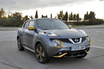 Nissan Juke DIG-T 115 CV 4x2 Tekna Todo terreno Gris con paquete Amarillo San Diego Exterior Frontal-Lateral 5 puertas