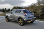 Nissan Juke DIG-T 115 CV 4x2 Tekna Todo terreno Gris con paquete Amarillo San Diego Exterior Lateral-Posterior 5 puertas