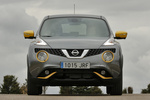 Nissan Juke DIG-T 115 CV 4x2 Tekna Todo terreno Gris con paquete Amarillo San Diego Exterior Frontal 5 puertas