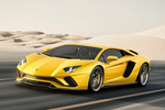 Lamborghini Aventador S S Coup&eacute; Giallo Evros Exterior Lateral-Frontal 2 puertas