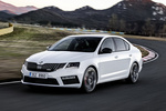 Skoda Octavia RS RS Turismo Blanco Luna Metalizado Exterior Frontal-Lateral 5 puertas