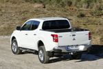 Mitsubishi L200 D/C 250 DI-D Motion Pick up Exterior Lateral-Posterior 4 puertas