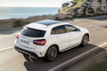 Mercedes-Benz GLA AMG GLA 45 4MATIC AMG GLA 45 4MATIC Todo terreno Blanco Cirra Exterior Cenital-Posterior-Lateral 5 puertas