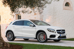 Mercedes-Benz GLA AMG GLA 45 4MATIC AMG GLA 45 4MATIC Todo terreno Blanco Cirra Exterior Lateral-Frontal 5 puertas