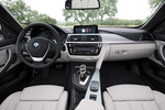 BMW Serie 4 430i Convertible Luxury Descapotable Interior Salpicadero 2 puertas