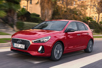 Hyundai i30 Gama i30 Style Turismo Fiery Red Exterior Frontal-Lateral 5 puertas
