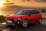 Hyundai i30 Gama i30 Style Turismo Fiery Red Exterior Frontal-Lateral 5 puertas