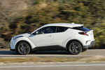 Toyota C-HR 1.8 Hybrid Advance Todo terreno Blanco Perlado Exterior Lateral 5 puertas