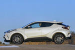 Toyota C-HR 1.8 Hybrid Advance Todo terreno Blanco Perlado Exterior Lateral 5 puertas