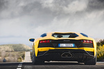Lamborghini Aventador S S Coup&eacute; Giallo Evros Exterior Posterior 2 puertas