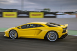Lamborghini Aventador S S Coup&eacute; Giallo Evros Exterior Lateral-Posterior 2 puertas