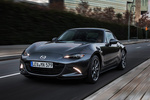 Mazda MX-5 Gama RF RF Luxury Descapotable Machine Grey Exterior Lateral-Frontal 2 puertas