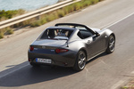 Mazda MX-5 Gama RF RF Luxury Descapotable Machine Grey Exterior Posterior-Lateral-Cenital 2 puertas