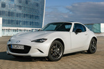 Mazda MX-5 RF 2.0 160 CV i-Stop RF Nappa Edition Descapotable Crystal White Exterior Frontal-Lateral 2 puertas
