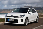 KIA Rio Gama Rio Gama Rio Turismo Clear White Exterior Frontal-Lateral 5 puertas