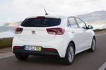 KIA Rio Gama Rio Gama Rio Turismo Clear White Exterior Posterior-Lateral 5 puertas