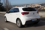 KIA Rio Gama Rio Gama Rio Turismo Clear White Exterior Lateral-Posterior 5 puertas