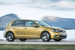 Volkswagen Golf 1.5 TSI Sport Turismo Exterior Frontal-Lateral 5 puertas