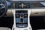Porsche Panamera 4 E-Hybrid 4 E-Hybrid Turismo Interior Consola Central 5 puertas