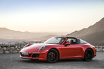 Porsche 911 Targa 4 GTS Targa 4 GTS Descapotable Naranja lava Exterior Frontal-Lateral 2 puertas
