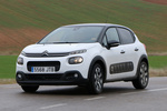 Citro&euml;n C3 PureTech 82 Shine Turismo Blanco Banquise con Negro Onyx Exterior Frontal-Lateral 5 puertas