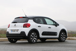 Citro&euml;n C3 PureTech 82 Shine Turismo Blanco Banquise con Negro Onyx Exterior Posterior-Lateral 5 puertas