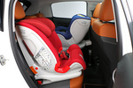 Citro&euml;n C3 PureTech 82 Shine Turismo Interior Silla infantil 5 puertas