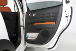 Citro&euml;n C3 PureTech 82 Shine Turismo Interior Puerta 5 puertas