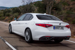 Alfa Romeo Giulia Veloce Veloce Turismo Blanco Alfa Exterior Lateral-Posterior 4 puertas