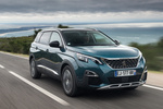 Peugeot 5008 Gama 5008 Allure Todo terreno Emerald Chrystal Exterior Frontal-Lateral 5 puertas