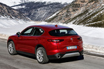 Alfa Romeo Stelvio Gama Stelvio Gama Stelvio Todo terreno Exterior Lateral-Posterior 5 puertas