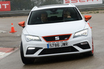SEAT Le&oacute;n ST CUPRA 2.0 TSI 221 kW (300 CV) 4Drive DSG-7 Start ST CUPRA Turismo familiar Exterior Frontal 5 puertas