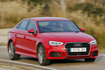 Audi A3 2.0 TDI 110 kW (150 CV) S tronic S-line A3 Sedan Turismo Rojo Tango Exterior Lateral-Frontal 4 puertas