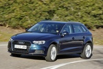 Audi A3 1.6 TDI 110 CV S tronic Gama A3 Sportback Turismo Azul Ara Exterior Frontal-Lateral 5 puertas