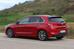Hyundai i30 1.4 T-GDi 140 CV 7DCT Style Turismo Fiery Red Exterior Lateral-Posterior 5 puertas