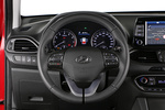 Hyundai i30 1.4 T-GDi 140 CV 7DCT Style Turismo Interior Volante 5 puertas
