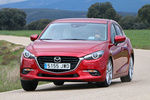 Mazda Mazda3 SKYACTIV-G 2.0 120 CV Luxury Turismo Soul Red Metallic Exterior Frontal-Lateral 5 puertas