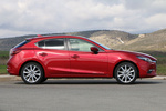 Mazda Mazda3 SKYACTIV-G 2.0 120 CV Luxury Turismo Soul Red Metallic Exterior Lateral 5 puertas