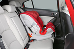 Mazda Mazda3 SKYACTIV-G 2.0 120 CV Luxury (con Pack Safety Cuero) Turismo Interior Silla infantil 5 puertas