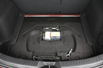 Mazda Mazda3 SKYACTIV-G 2.0 120 CV Luxury (con Pack Safety Cuero) Turismo Interior Kit reparapinchazos 5 puertas