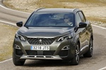 Peugeot 3008 1.6 BlueHDi 120 S&S GT Line Todo terreno Gris Amazonite Exterior Frontal-Lateral 5 puertas