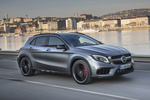 Mercedes-Benz GLA AMG GLA 45 4MATIC AMG GLA 45 4MATIC Todo terreno Gris monta&ntilde;a metalizado Exterior Frontal-Lateral 5 puertas