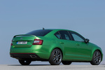 Skoda Octavia RS RS Turismo Verde Rally Metalizado Exterior Lateral-Posterior 5 puertas
