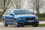 Skoda Octavia RS Combi RS Turismo familiar Azul Race Metalizado Exterior Lateral-Frontal 5 puertas